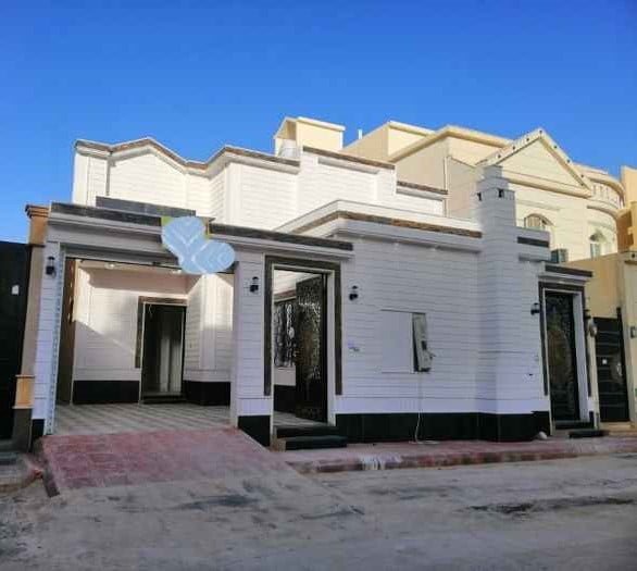 بيت للبيع في حي طويق الرياض