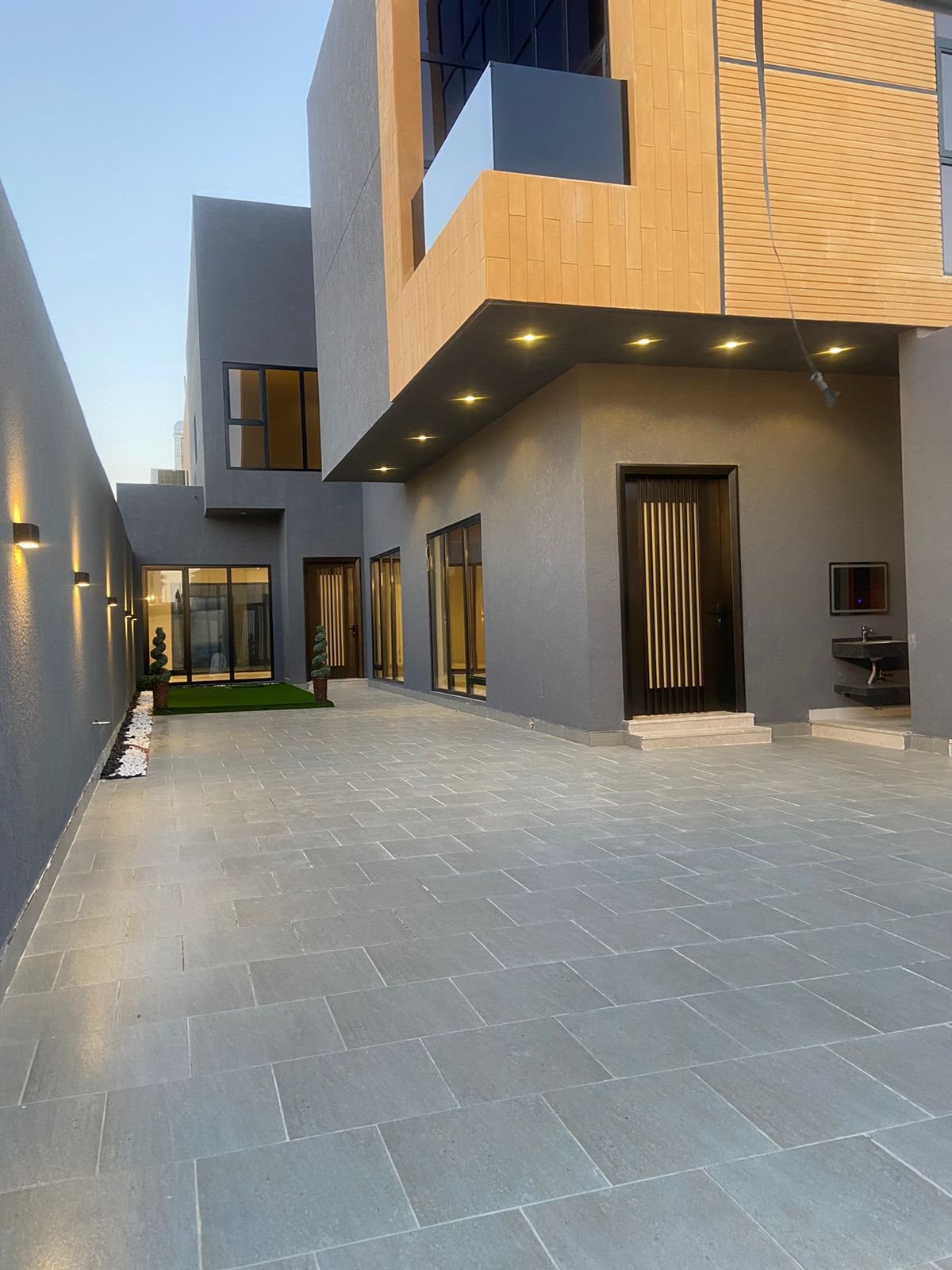 فيلا راقية ٤٣٧م بحي الياسمين بالرياض