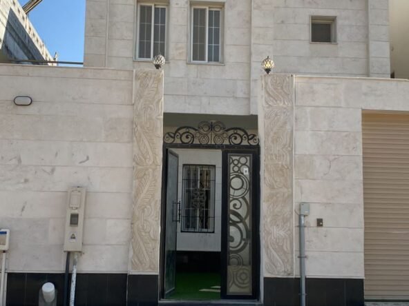 للبيع فيلا دبلوكس بالدمام ضاحية الملك فهد