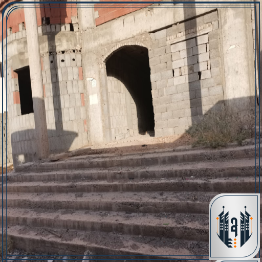 فيلا عضم كبيره مع ثلاث شقق كبيره