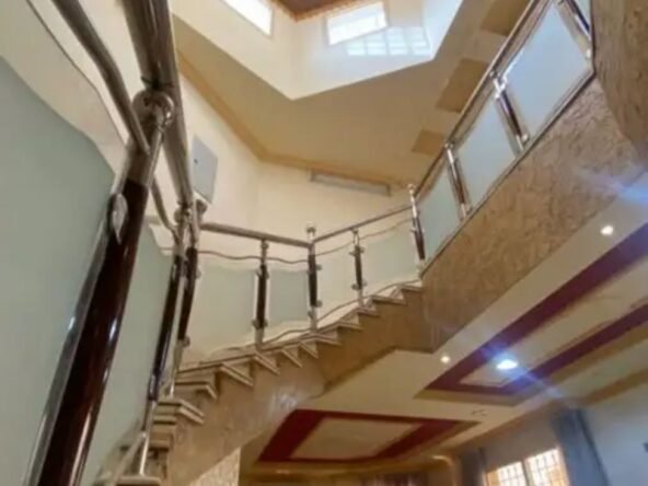 للبيع فيلا بريده حي البساتين