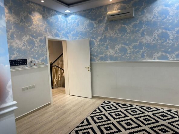 فلة للايجار مؤثثة تاثيث راقي وكامل ببريدة