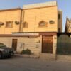 للبيع فيلا دور وشقتين وملحق حي الوادي شمال الرياض