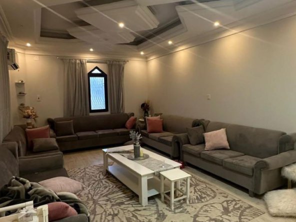 فيلا للبيع بعنيزة حي مربيدة بمساحة 1440 متر – تفاصيل مميزة